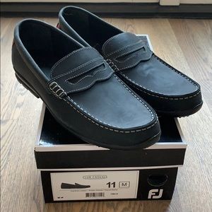 Men’s Footjoy loafers. Full grain leather. Size 9